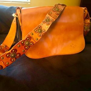 Patricia Nash Vintage Italian Leather crossbody bag with a beautiful strap!